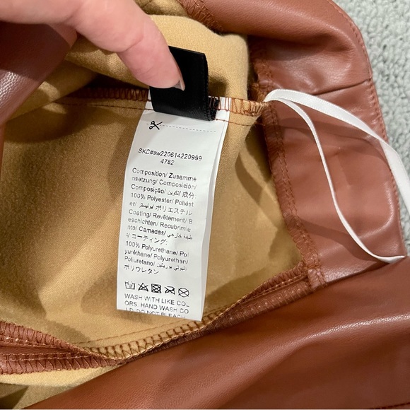 SHEIN faux leather skirt - Picture 8 of 8